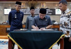 DPRD Kota Cirebon Gelar Rapat Paripurna Penyampaian LKPJ Wali Kota Cirebon Tahun 2023