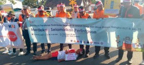 Meriahkan HUT RI ke-79, KAI Bersama 790 Pecinta KA Kampanyekan Keselamatan Perlintasan