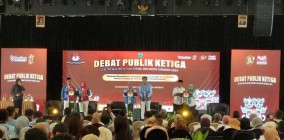 Debat Publik Ketiga Pilkada Kota Cirebon Fokus pada Pembangunan Berkelanjutan