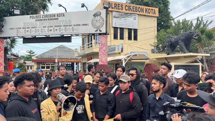 Tuntut Kepastian Hukum Kasus Vina, PHMI Cirebon Raya Gelar Aksi Demo di Polres Cirebon Kota