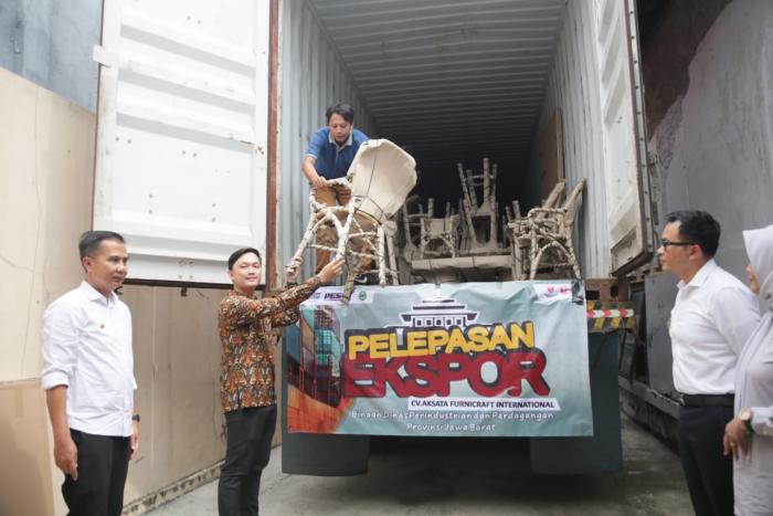 Kabupaten Cirebon Bakal Bangun Pusat Logistik Rotan