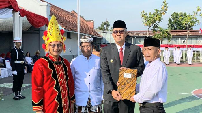 684 Narapidana di Lapas Kelas I Cirebon Terima Remisi HUT RI ke-79, Tujuh Bebas Murni