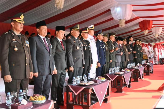 Peringatan HUT ke-79 RI: Pj Bupati Cirebon Serukan Pembangunan Sebagai Pengisi Kemerdekaan