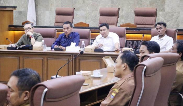 Camat dan Lurah Curhat ke DPRD Kota Cirebon, Komisi I Janji Perjuangkan Aspirasi