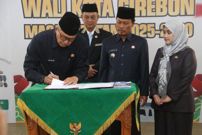 Effendi Edo Resmi Menjabat Wali Kota Cirebon 2025-2030, Tegaskan Efisiensi Tak Boleh Hambat Program